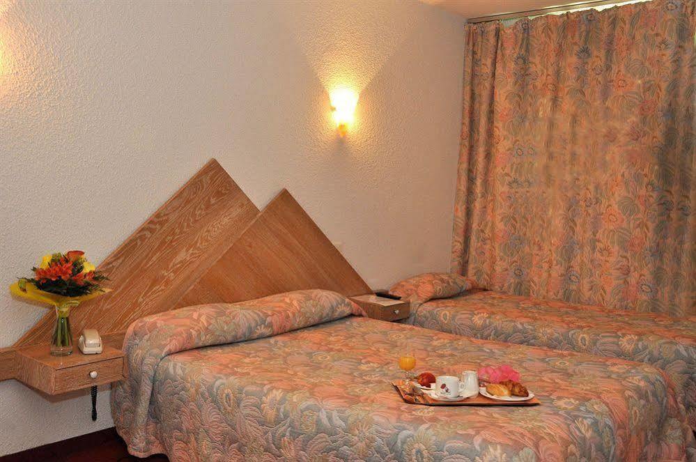 Residence Thermale Du Parc Ornolac-Ussat-les-Bains Zewnętrze zdjęcie